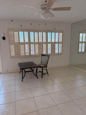 4074 Cornwall D, Boca Raton, FL 33434