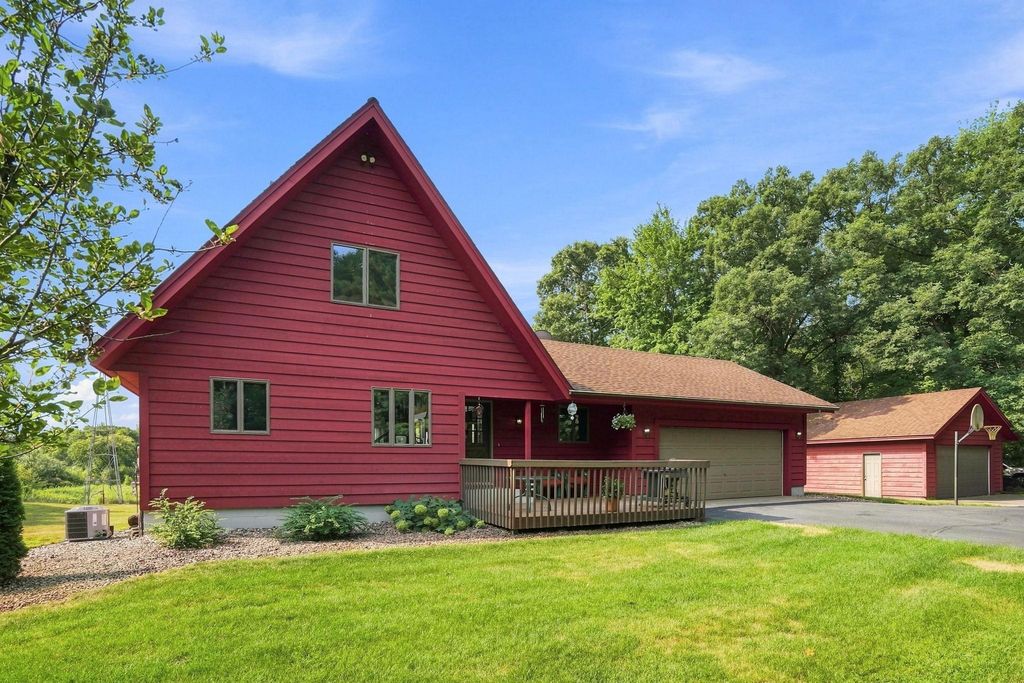 6651 160th Avenue, Becker, MN 55308