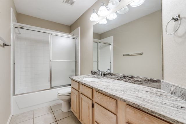 112 Falcon Creek Drive, Mckinney, TX 75072