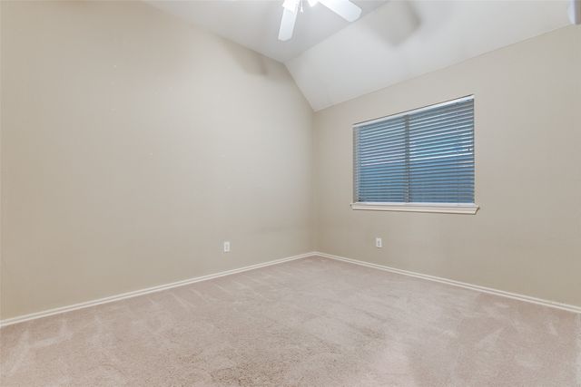 112 Falcon Creek Drive, Mckinney, TX 75072