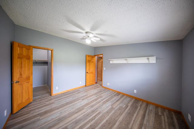 141 W 900 N, Chesterton, IN 46304