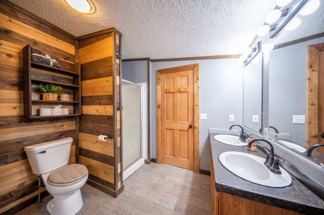 141 W 900 N, Chesterton, IN 46304