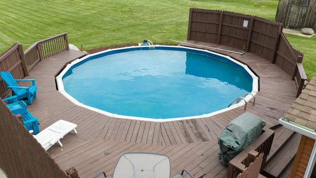 141 W 900 N, Chesterton, IN 46304