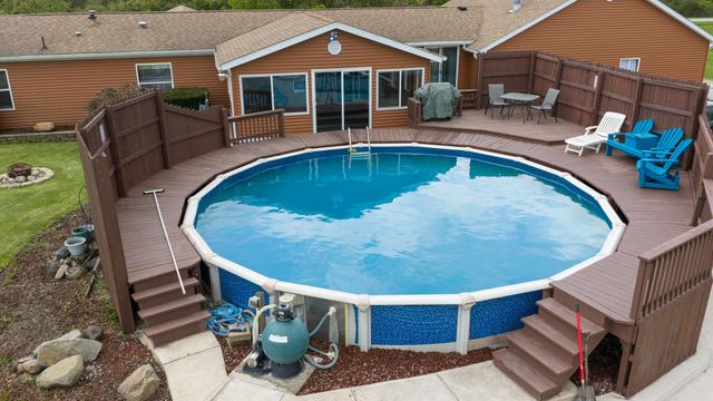 141 W 900 N, Chesterton, IN 46304