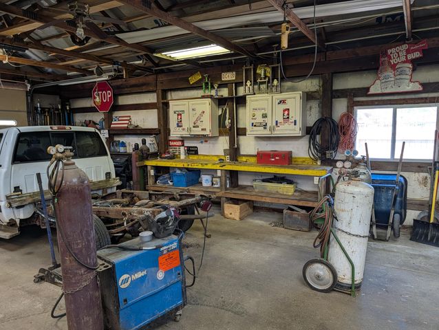 141 W 900 N, Chesterton, IN 46304
