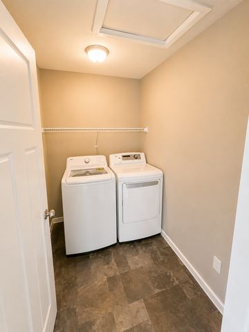 4364 Corn Silk Lane, Woodbury, MN 55129