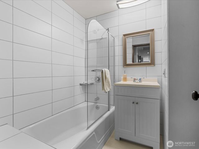 1401 SW 137th Street, Burien, WA 98166