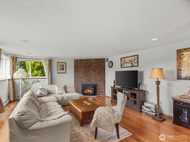 1401 SW 137th Street, Burien, WA 98166