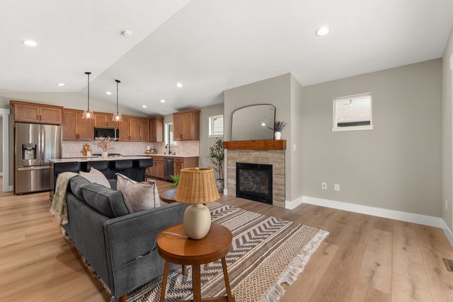14025 E Sanson Ave, Spokane Valley, WA 99216
