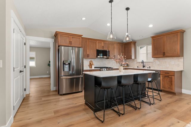 14025 E Sanson Ave, Spokane Valley, WA 99216