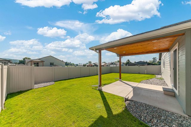 14025 E Sanson Ave, Spokane Valley, WA 99216