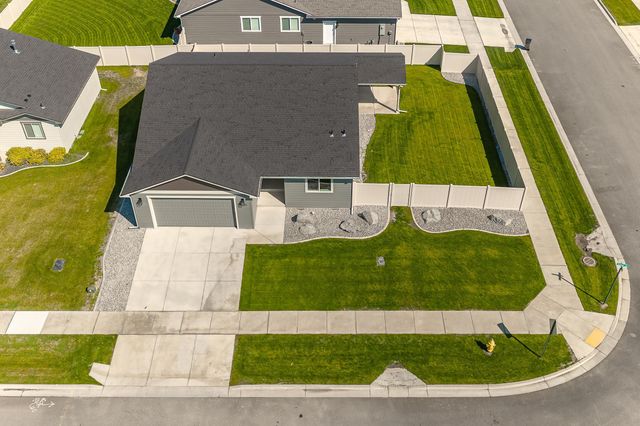 14025 E Sanson Ave, Spokane Valley, WA 99216