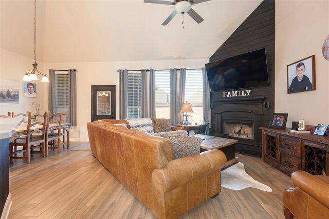 4305 Milrany Lane, Melissa, TX 75454