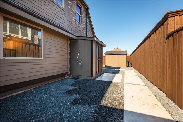 4305 Milrany Lane, Melissa, TX 75454