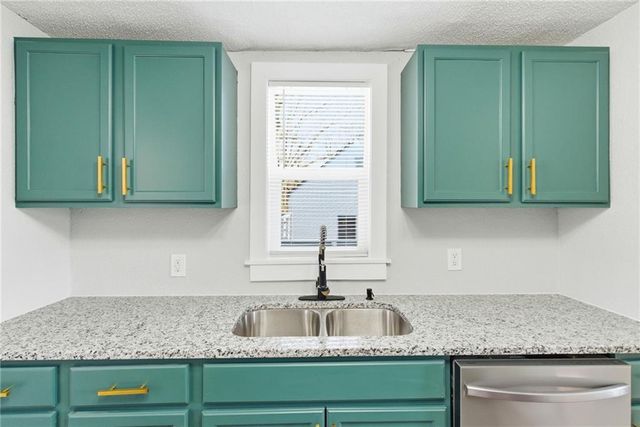 641 S Arlington Avenue, Independence, MO 64053