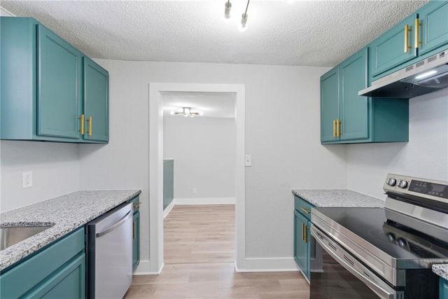 641 S Arlington Avenue, Independence, MO 64053