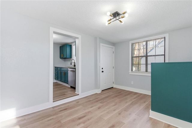 641 S Arlington Avenue, Independence, MO 64053