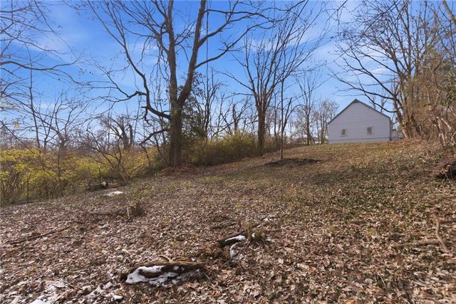 641 S Arlington Avenue, Independence, MO 64053