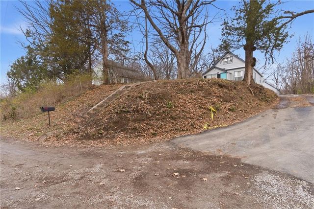 641 S Arlington Avenue, Independence, MO 64053