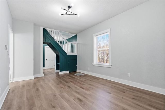 641 S Arlington Avenue, Independence, MO 64053