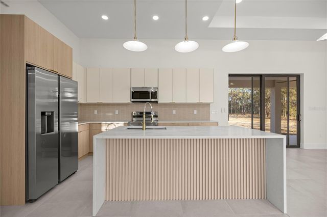 8269 SW 138TH TERRACE, Dunnellon, FL 34432