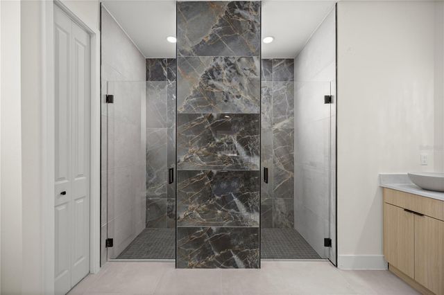 8269 SW 138TH TERRACE, Dunnellon, FL 34432