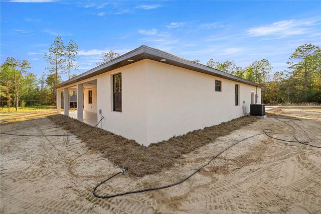 8269 SW 138TH TERRACE, Dunnellon, FL 34432