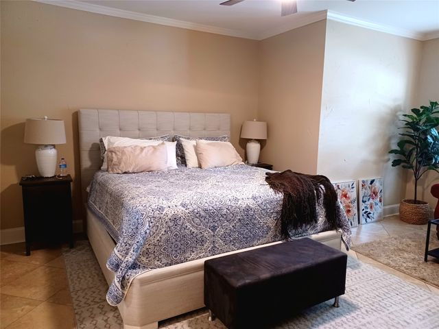 3611 Soft Wind Court, Grapevine, TX 76051