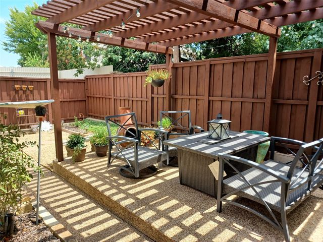 3611 Soft Wind Court, Grapevine, TX 76051