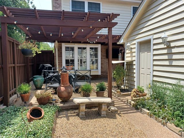 3611 Soft Wind Court, Grapevine, TX 76051