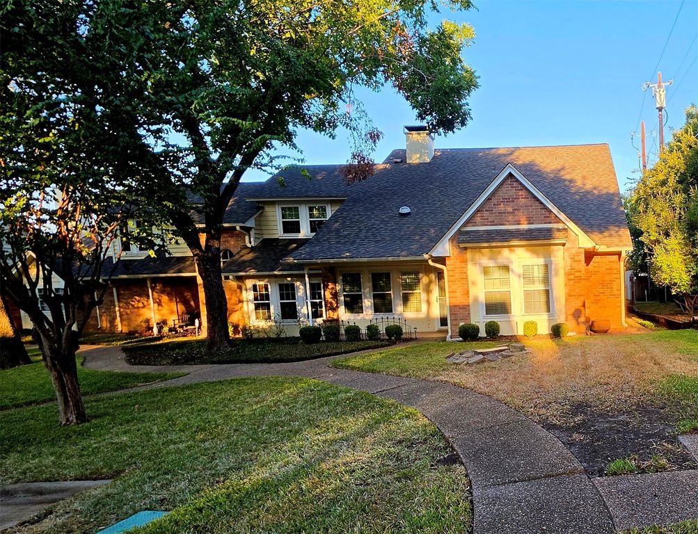 3611 Soft Wind Court, Grapevine, TX 76051