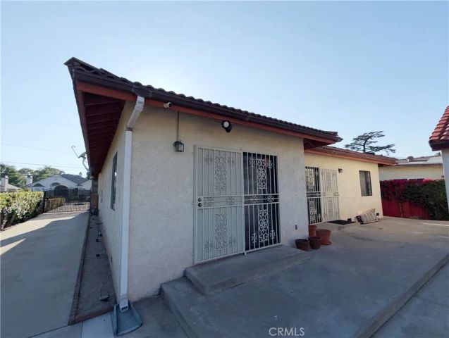 1050 Mayflower Avenue, Arcadia, CA 91006