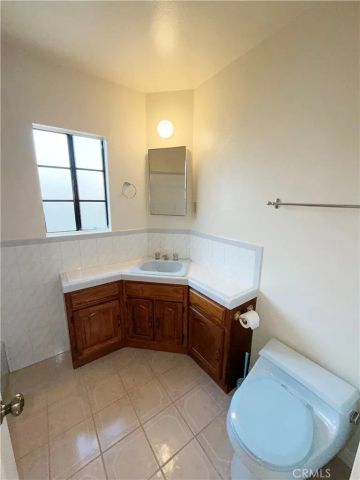 1050 Mayflower Avenue, Arcadia, CA 91006