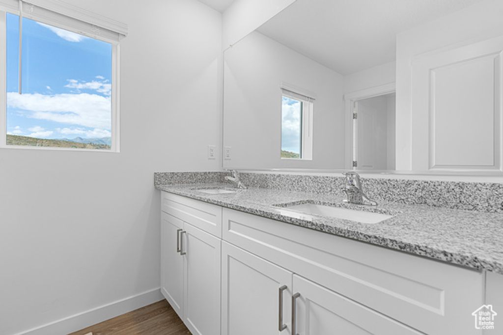 Image 14 of property listing at 7210 OQUIRRH RANCH PKWY, Eagle Mountain, UT 84005