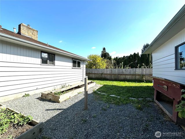 12648 Markwood Road, Burlington, WA 98233