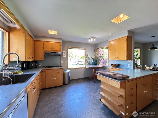 12648 Markwood Road, Burlington, WA 98233
