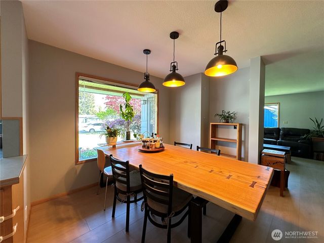 12648 Markwood Road, Burlington, WA 98233