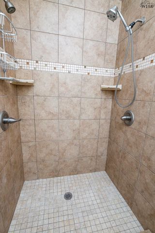 6009 SANDY HILL BOULEVARD, Wichita Falls, TX 76310