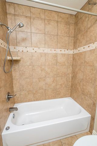 6009 SANDY HILL BOULEVARD, Wichita Falls, TX 76310