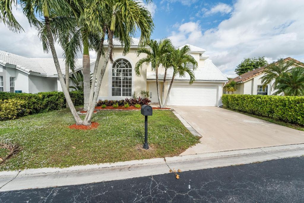 2698 Linkside Drive, Wellington, FL 33414