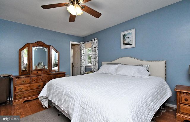 703 W COUNTY LINE RD, Warminster, PA 18974