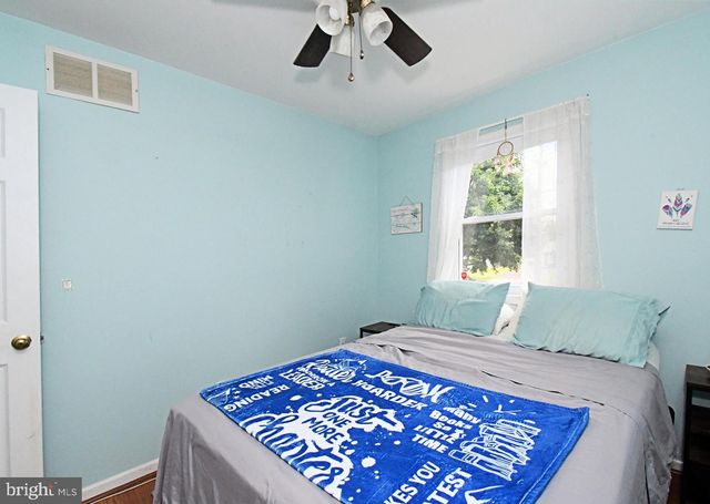 703 W COUNTY LINE RD, Warminster, PA 18974