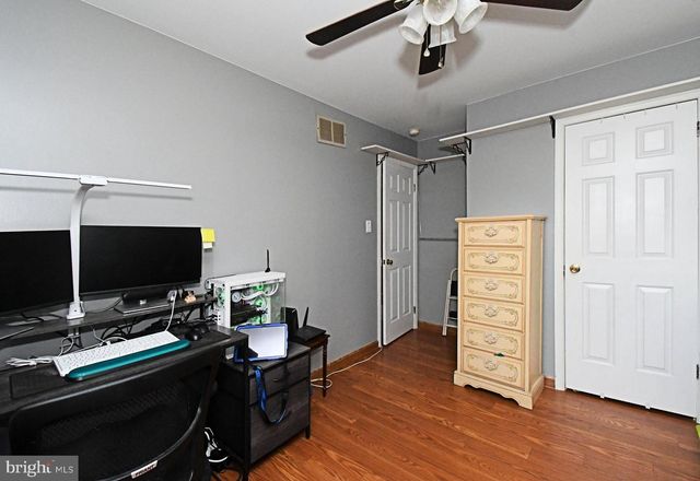 703 W COUNTY LINE RD, Warminster, PA 18974