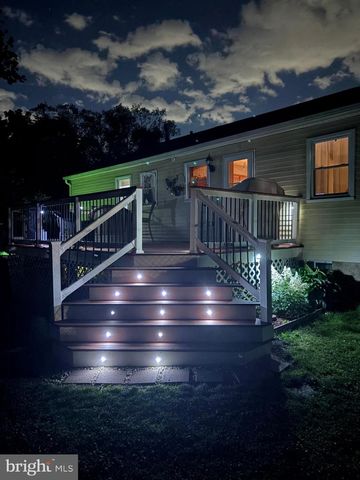 703 W COUNTY LINE RD, Warminster, PA 18974