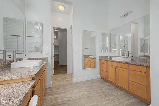 3671 E AQUARIUS Place, Chandler, AZ 85249