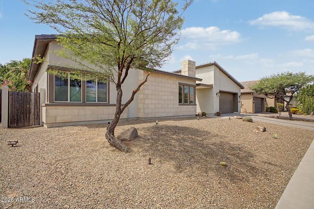 3671 E AQUARIUS Place, Chandler, AZ 85249