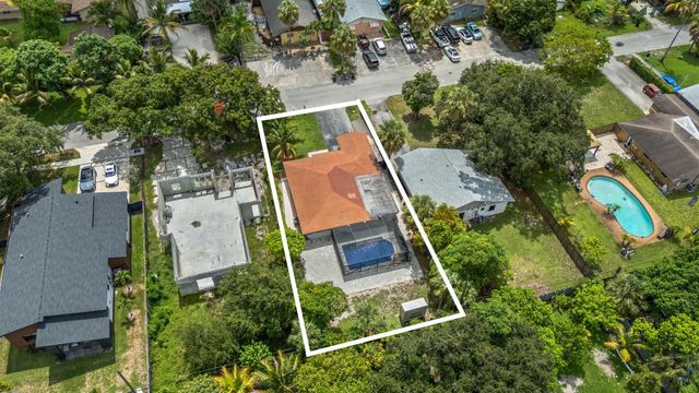 1633 SW 30th Avenue, Fort Lauderdale, FL 33312