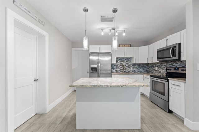 1633 SW 30th Avenue, Fort Lauderdale, FL 33312