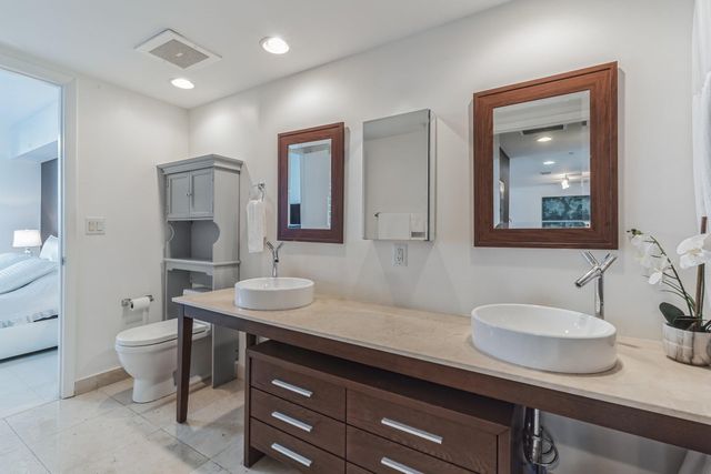 475 BRICKELL Avenue 512, Miami, FL 33131