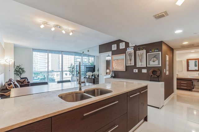 475 BRICKELL Avenue 512, Miami, FL 33131